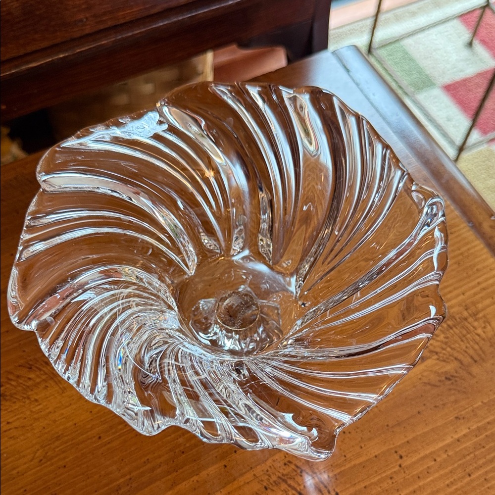 Mikasa Crystal Pedestal Bowl - Picture 2 of 5
